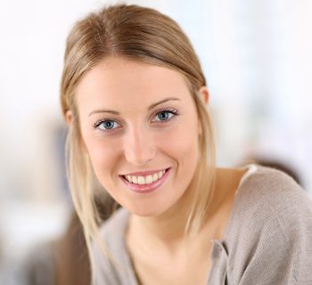 Professional Teeth Whitening Options and Home Remedies
